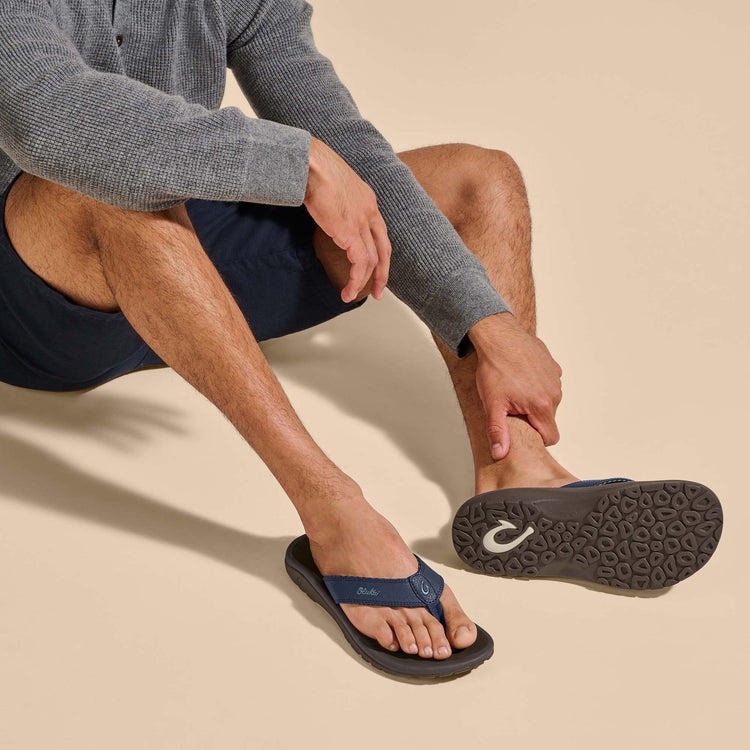 OluKai Mens Ohana Sandals
