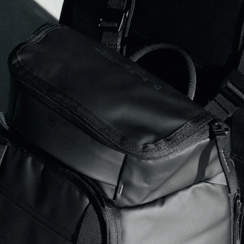 D_b_ Hugger Backpack 30L