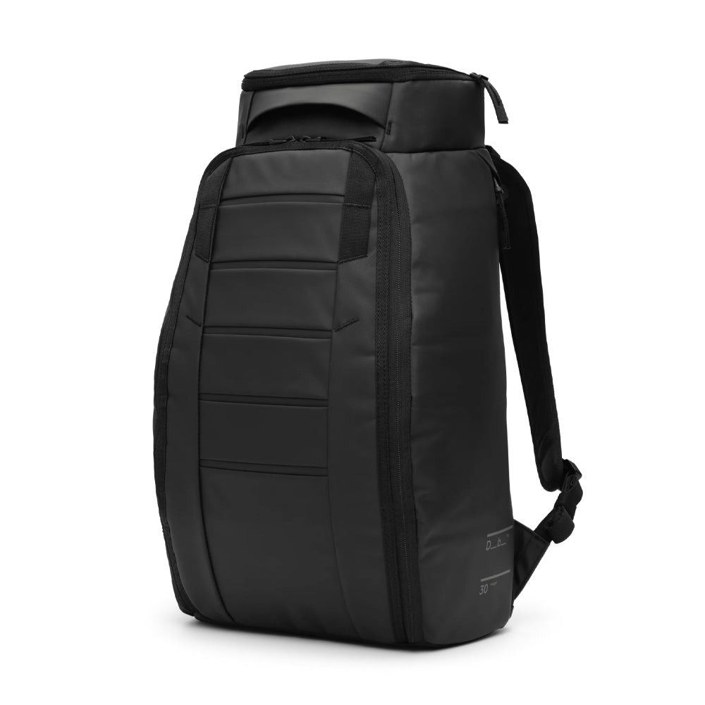 D_b_ Hugger Backpack 30L