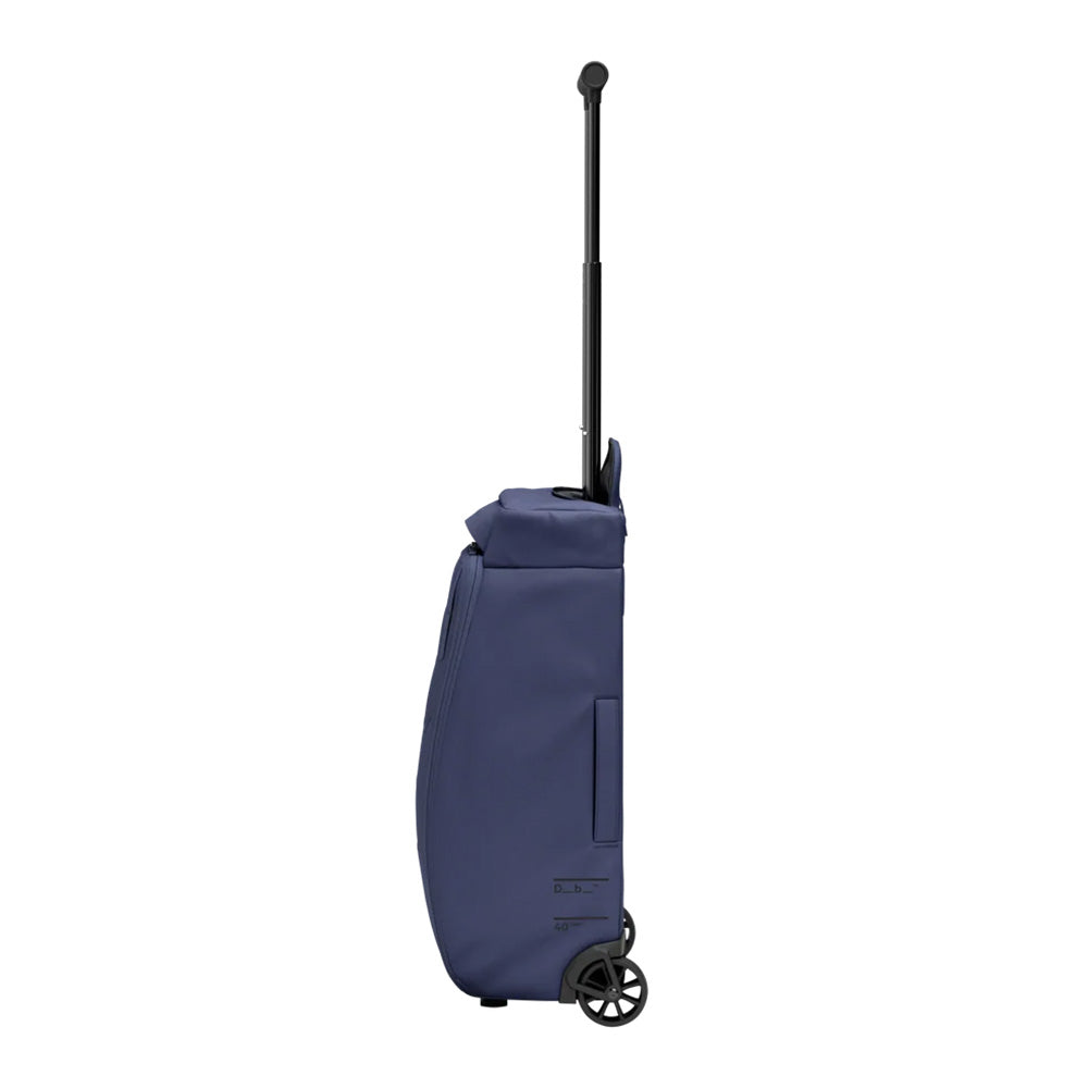 D_b_ Hugger Roller Bag Carry-On 40L