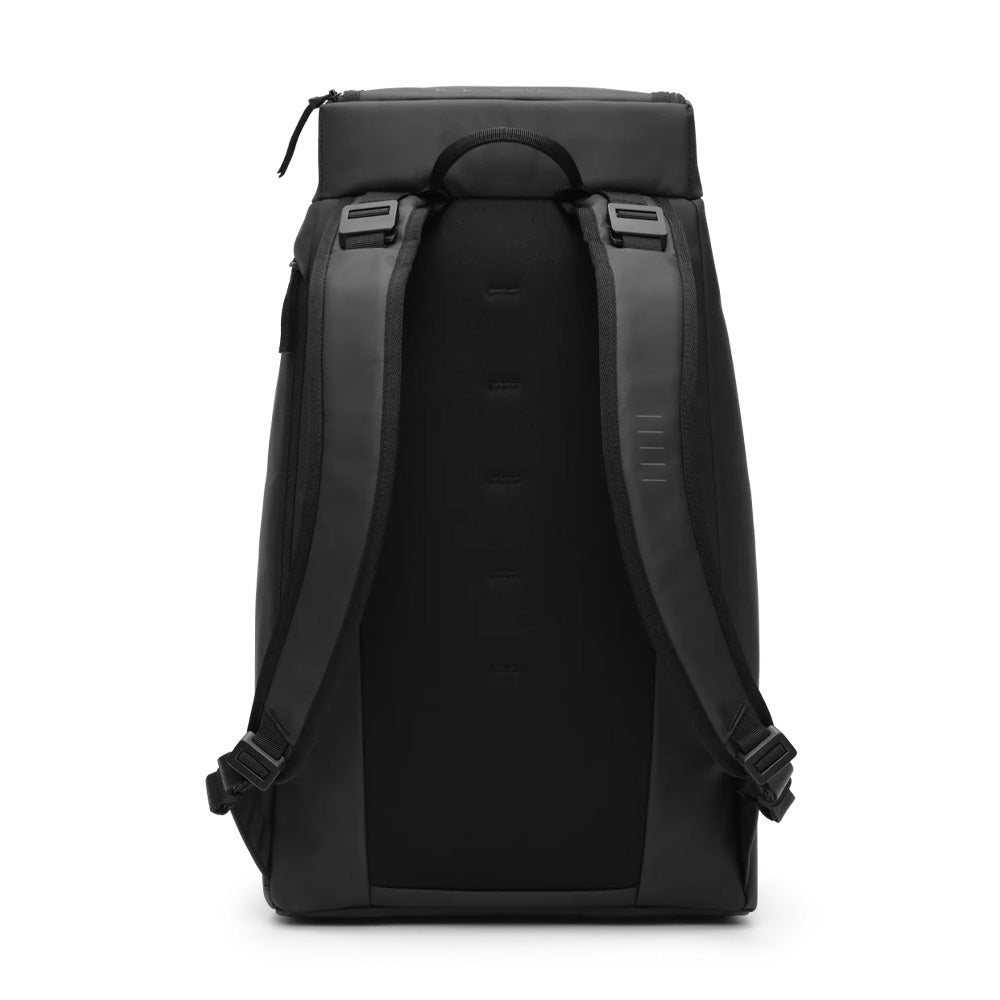 D_b_ Hugger Backpack 30L