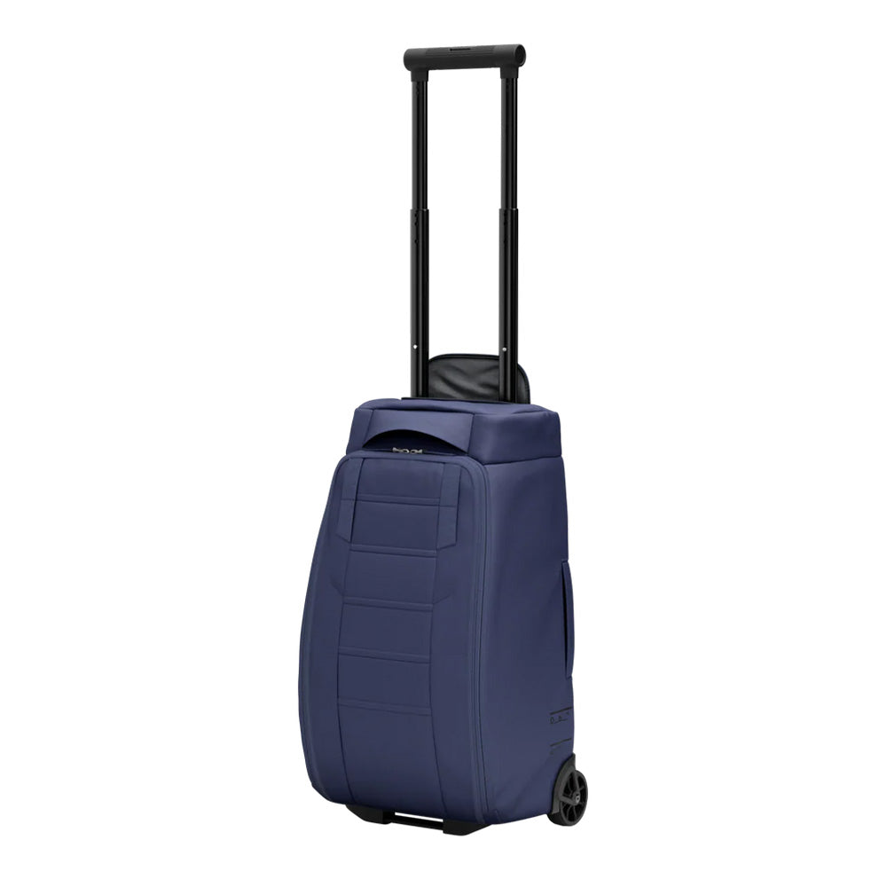 D_b_ Hugger Roller Bag Carry-On 40L