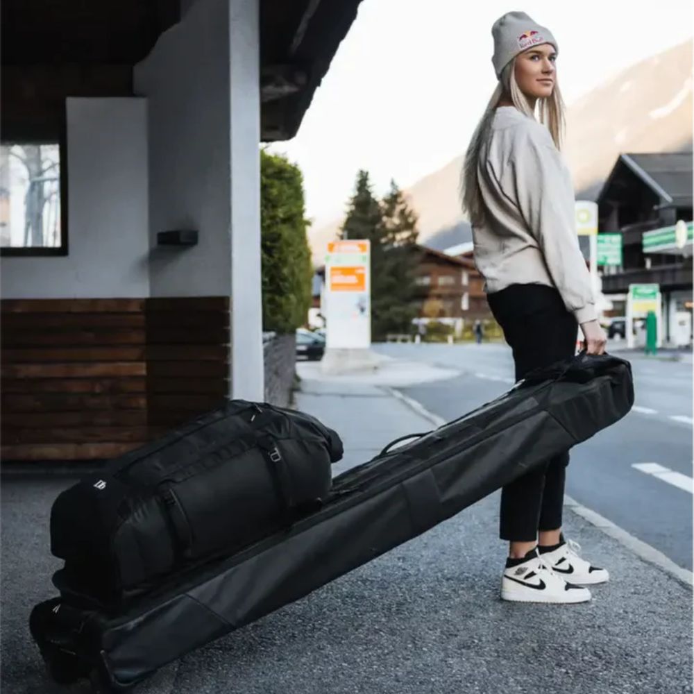 D_b_ Snow Roller Pro 70L